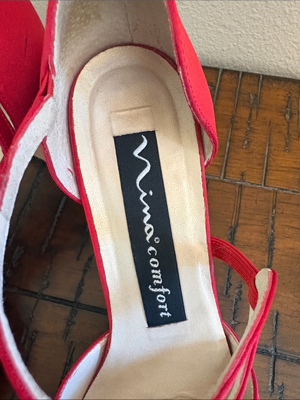 Red Strappy Vintage Heels by Nina - Picture 6 of 11